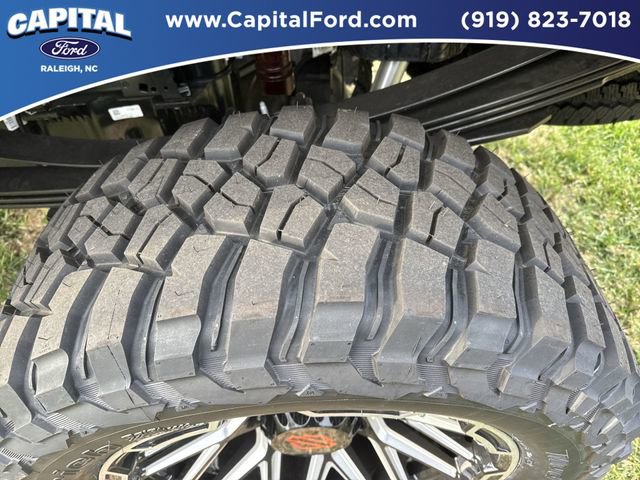 New 2026 Ford F250 Lariat w/ Black Appearance Package image 14