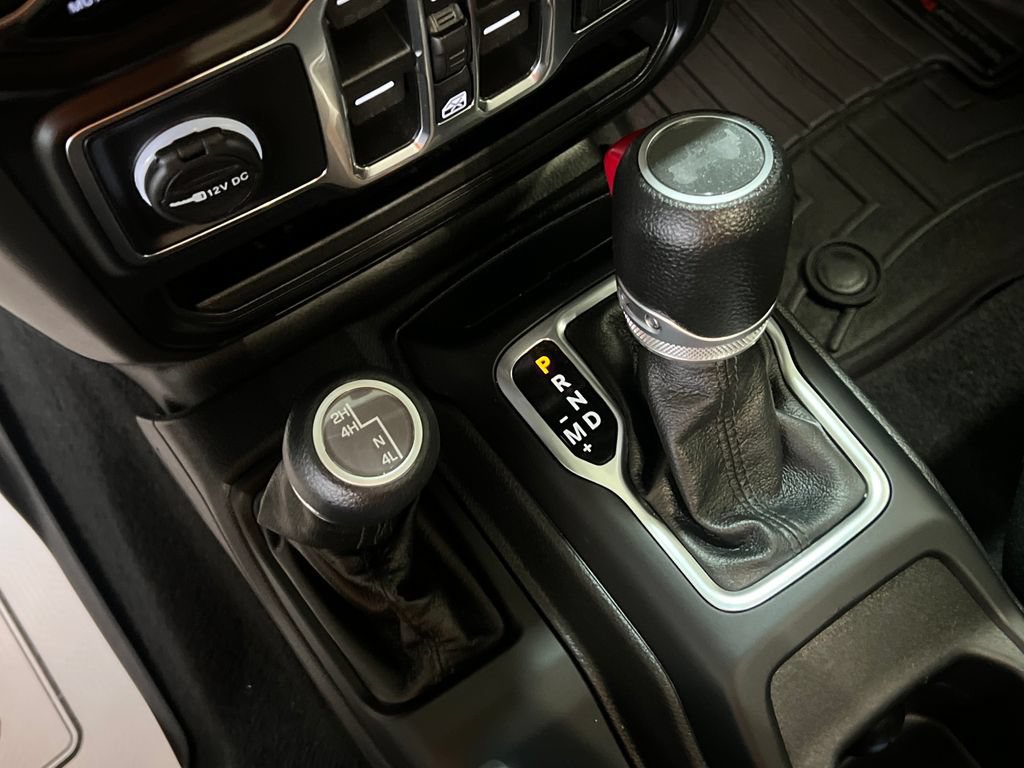Used 2023 Jeep Wrangler Unlimited Sport AWD/4WD image 31