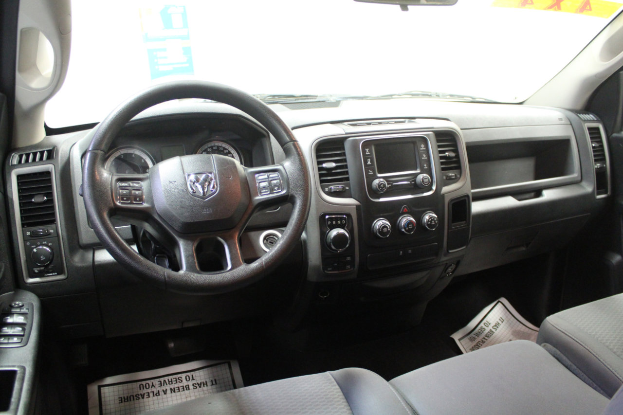 Used 2017 RAM 1500 Express image 7