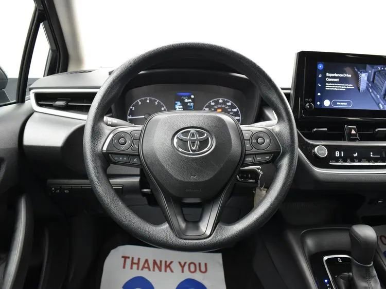 Used 2025 Toyota Corolla LE image 19
