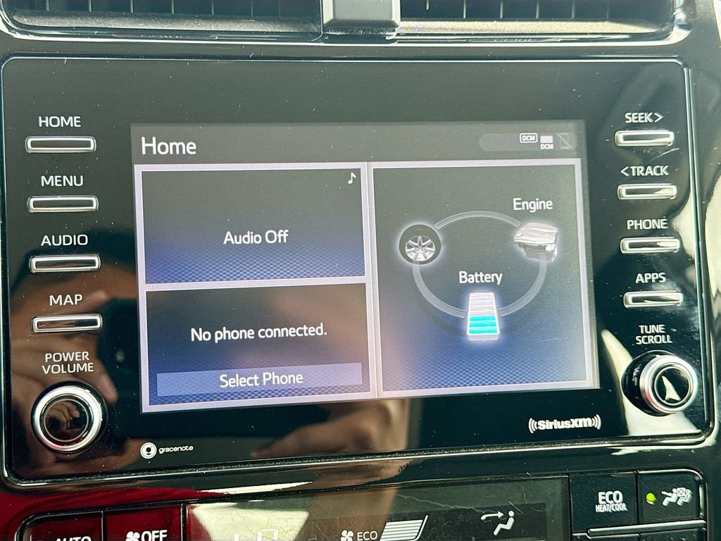 Used 2022 Toyota Prius LE FWD image 16
