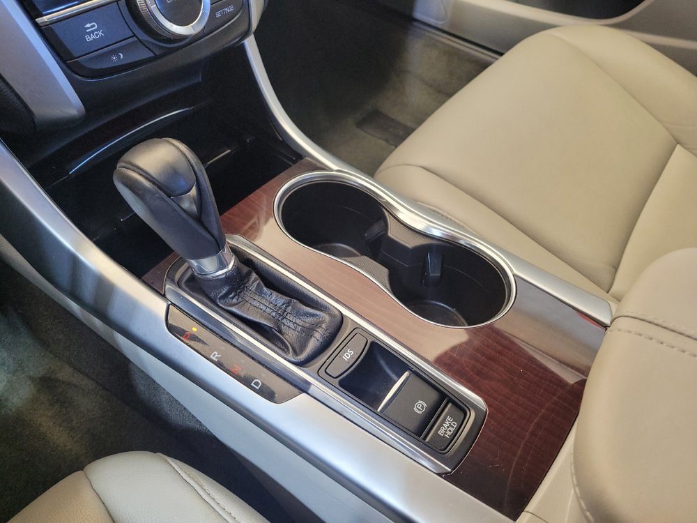 Used 2016 Acura TLX FWD image 26