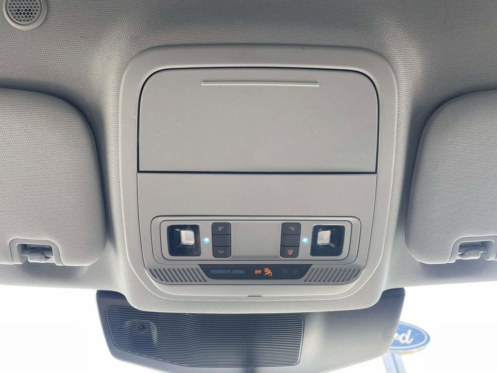 Used 2024 Ford Explorer XLT image 28