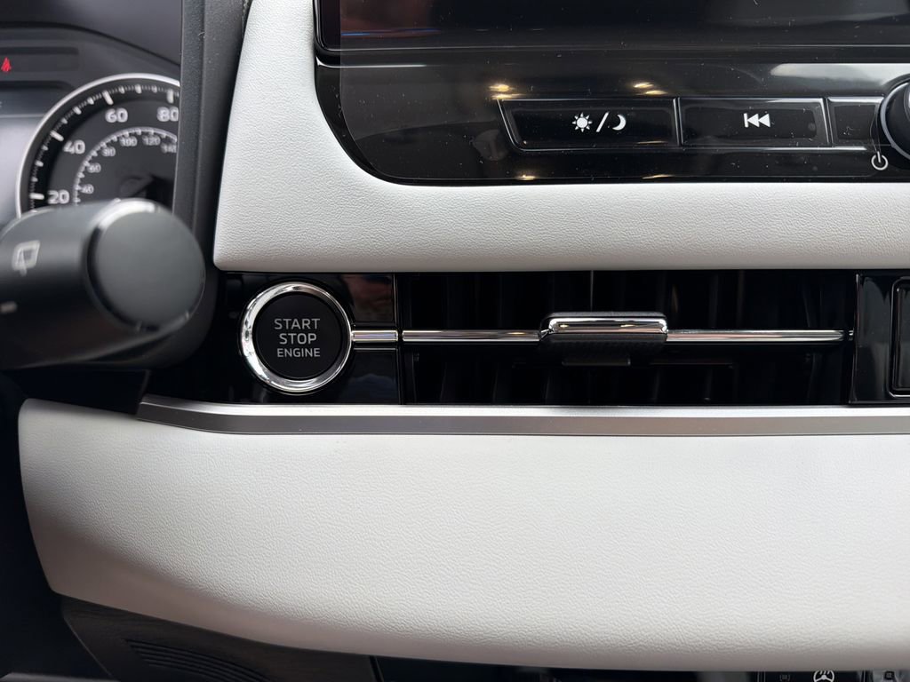 New 2026 Mitsubishi Outlander SE AWD/4WD image 25