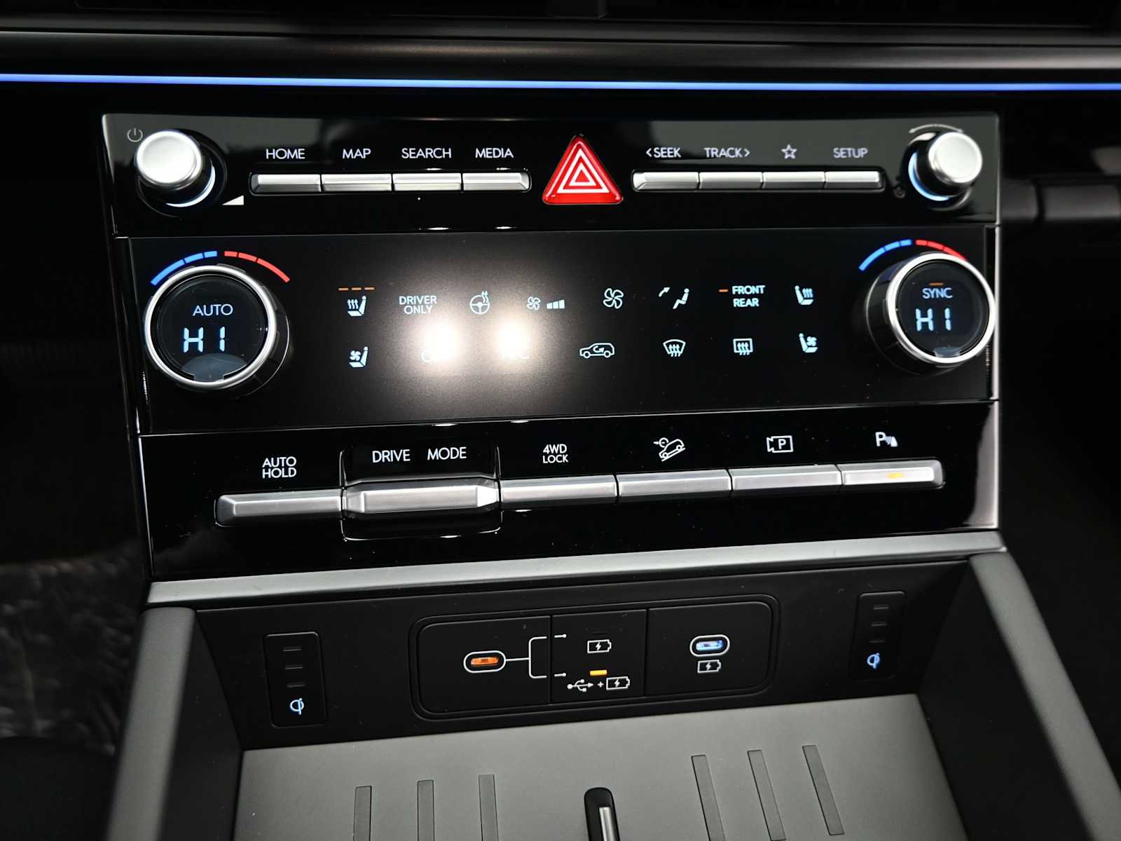 New 2026 Hyundai Santa Fe Calligraphy AWD/4WD image 18
