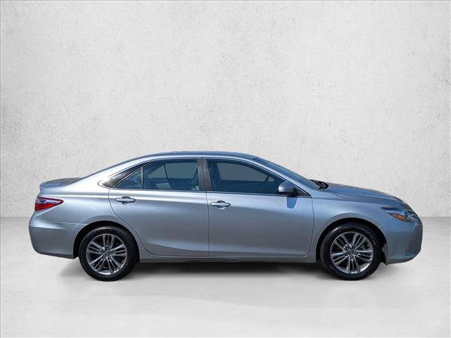 Used 2017 Toyota Camry SE FWD image 4