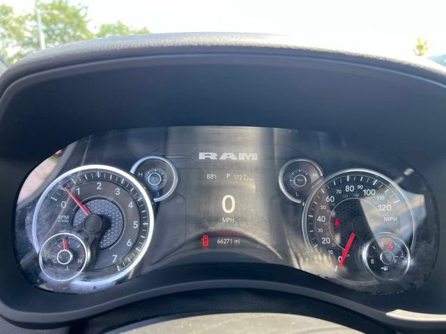 Used 2024 RAM 2500 Big Horn AWD/4WD image 11