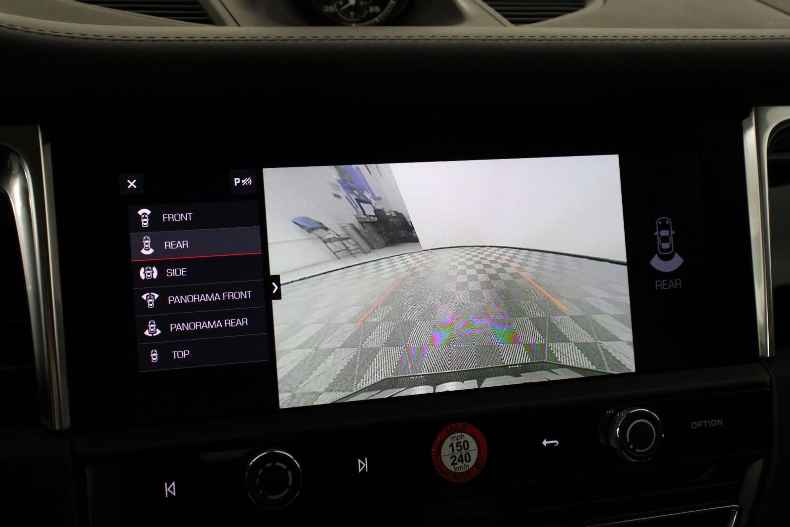 Certified 2025 Porsche Macan S image 17