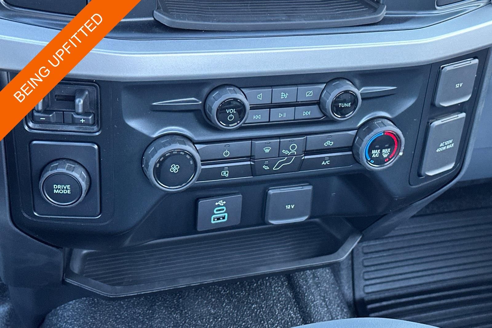 New 2023 Ford F450 XL w/ XL Chrome Package image 15