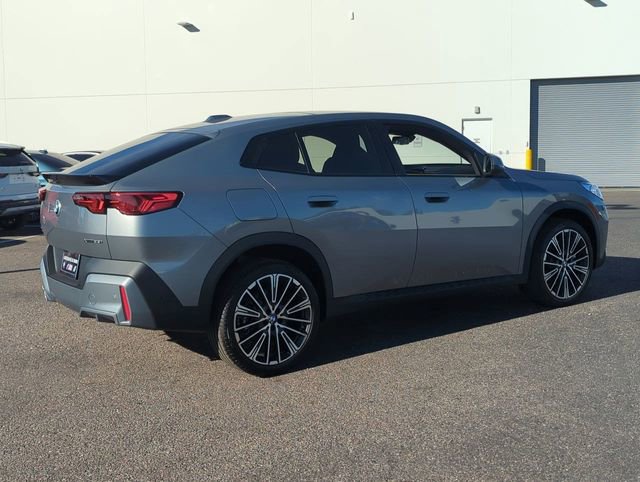 Used 2026 BMW X2 xDrive28i w/ Technology Package AWD/4WD image 6