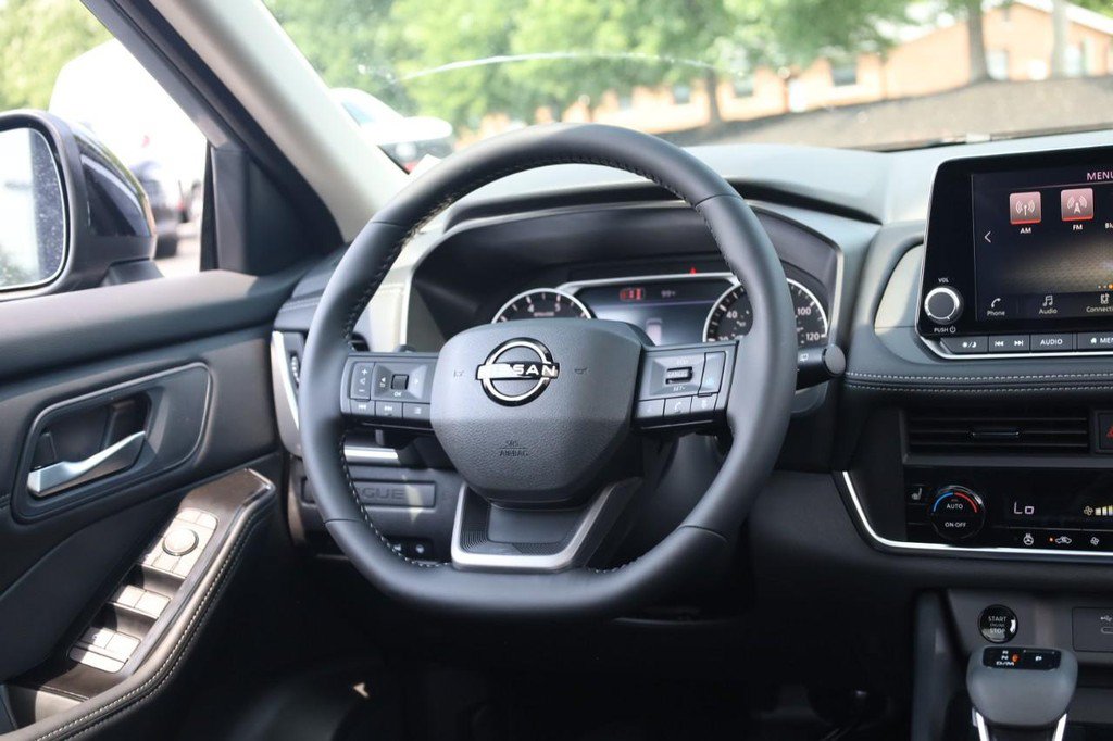 New 2026 Nissan Rogue Dark Armor AWD/4WD image 23