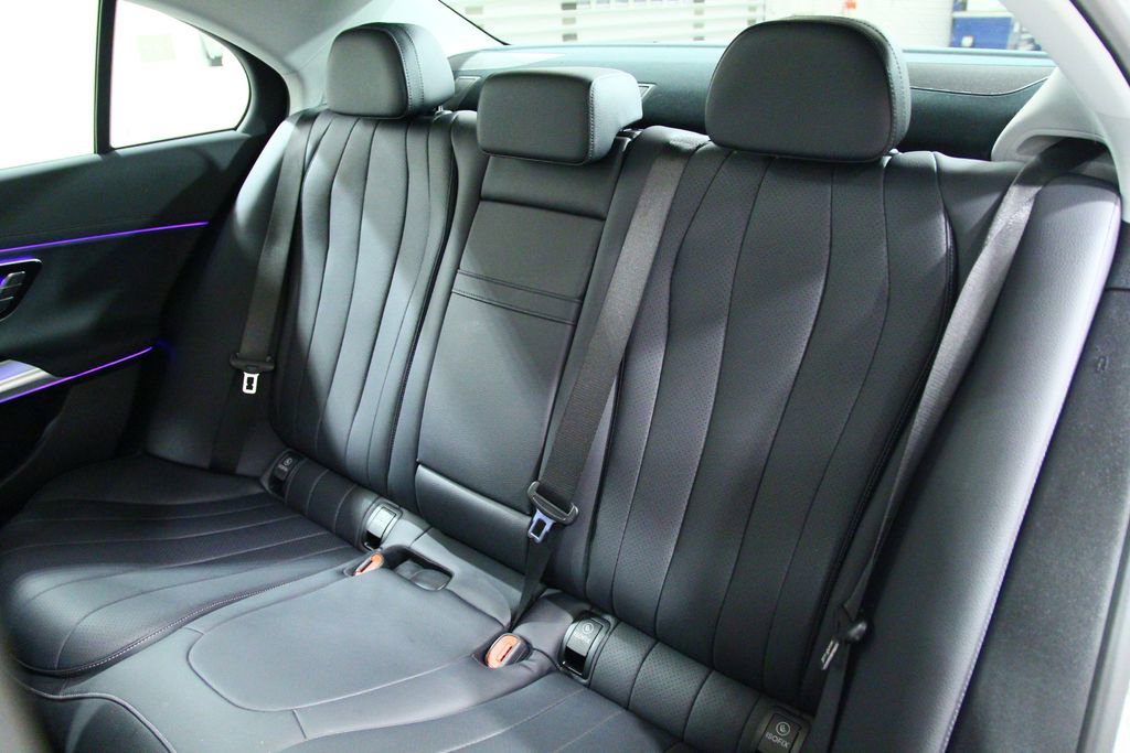 Certified 2026 Mercedes-Benz E 350 4MATIC Sedan image 31