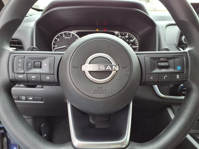 Used 2024 Nissan Rogue SV FWD image 9
