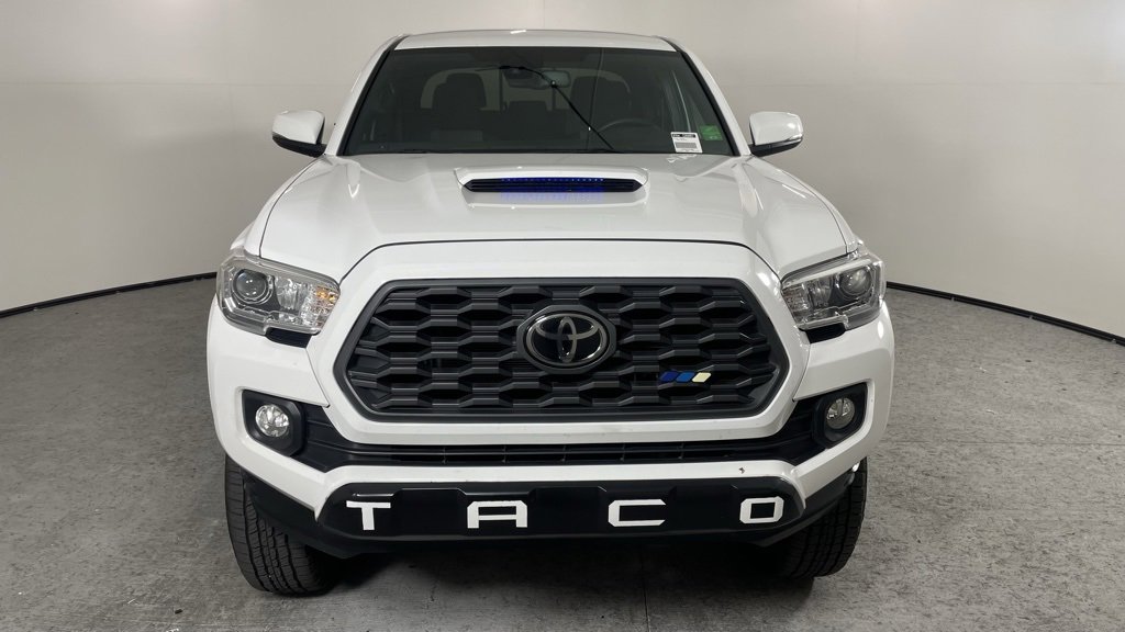 Used 2020 Toyota Tacoma TRD Sport w/ Technology Package image 8