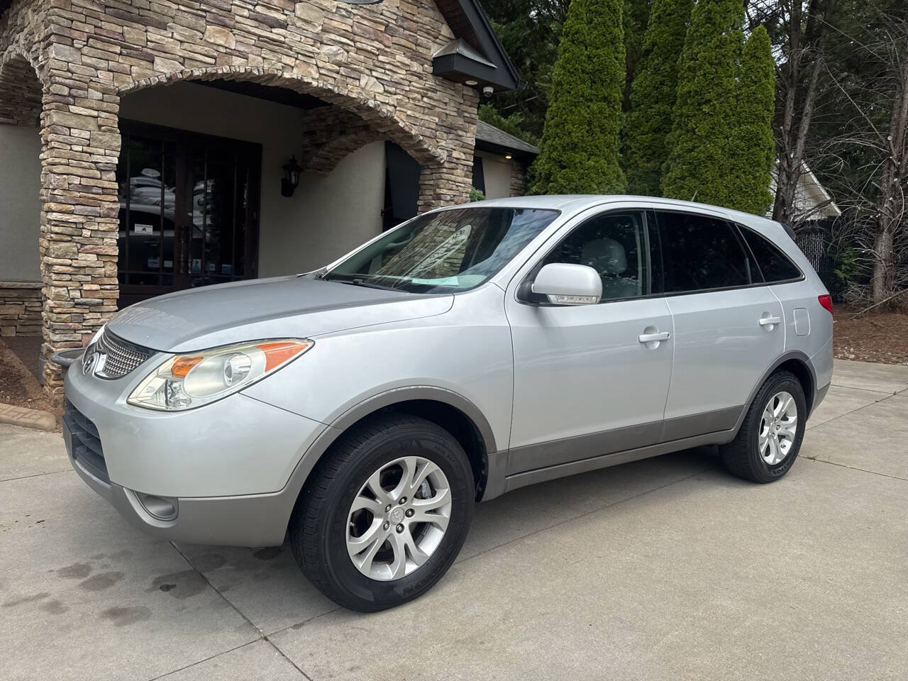 Used 2008 Hyundai Veracruz GLS FWD image 2