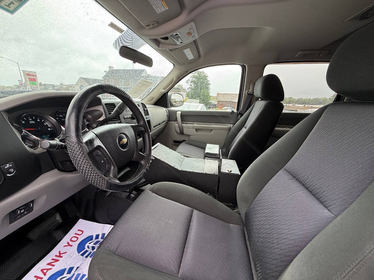 Used 2010 Chevrolet Silverado 2500 W/T AWD/4WD image 10