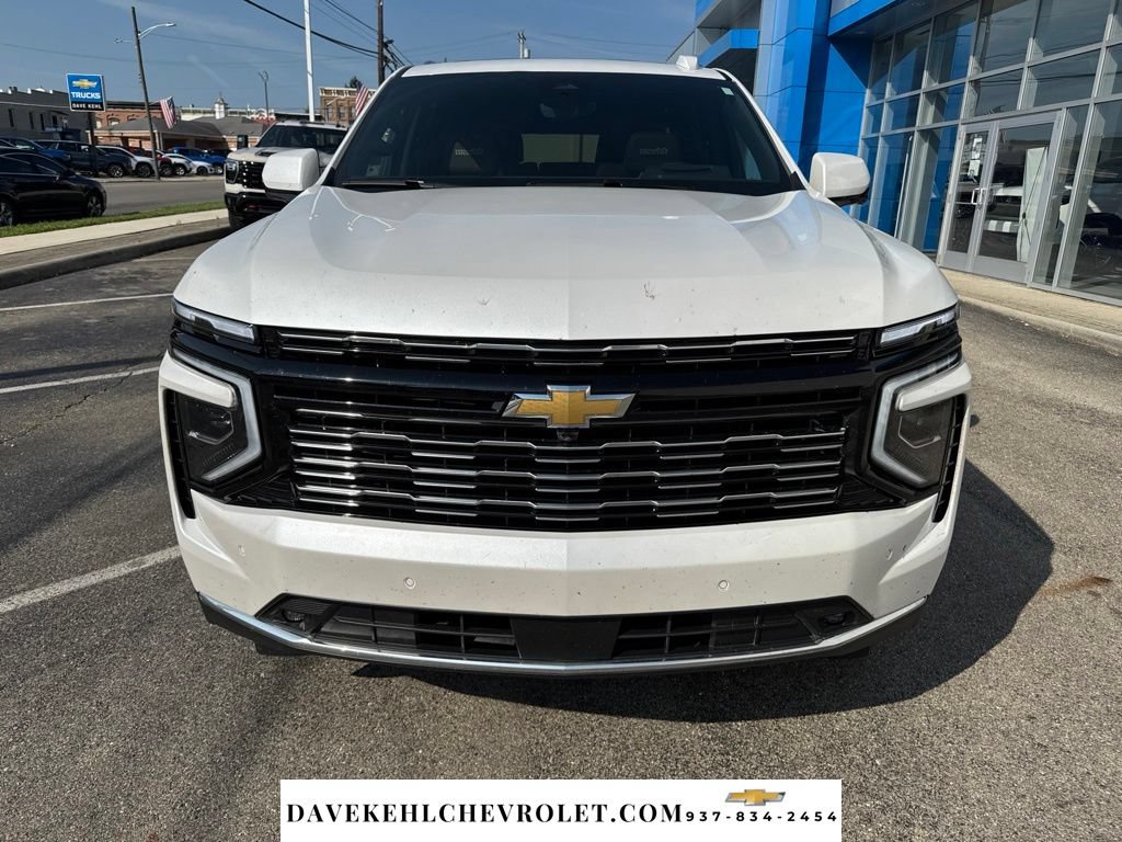 Used 2025 Chevrolet Suburban High Country AWD/4WD image 8