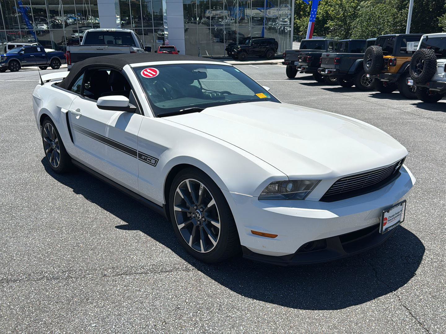 Used 2011 Ford Mustang GT Premium w/ Electronics Pkg RWD image 7