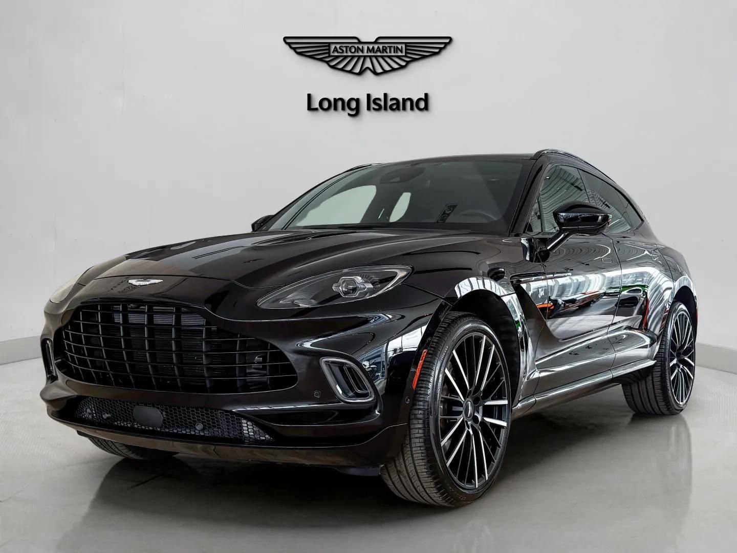 Used 2024 Aston Martin DBX image 1