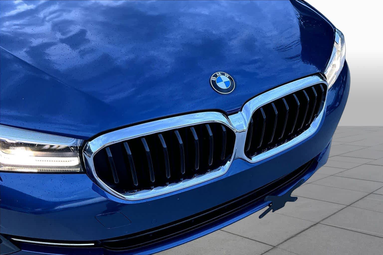 Used 2023 BMW 530i w/ Premium Package RWD image 33