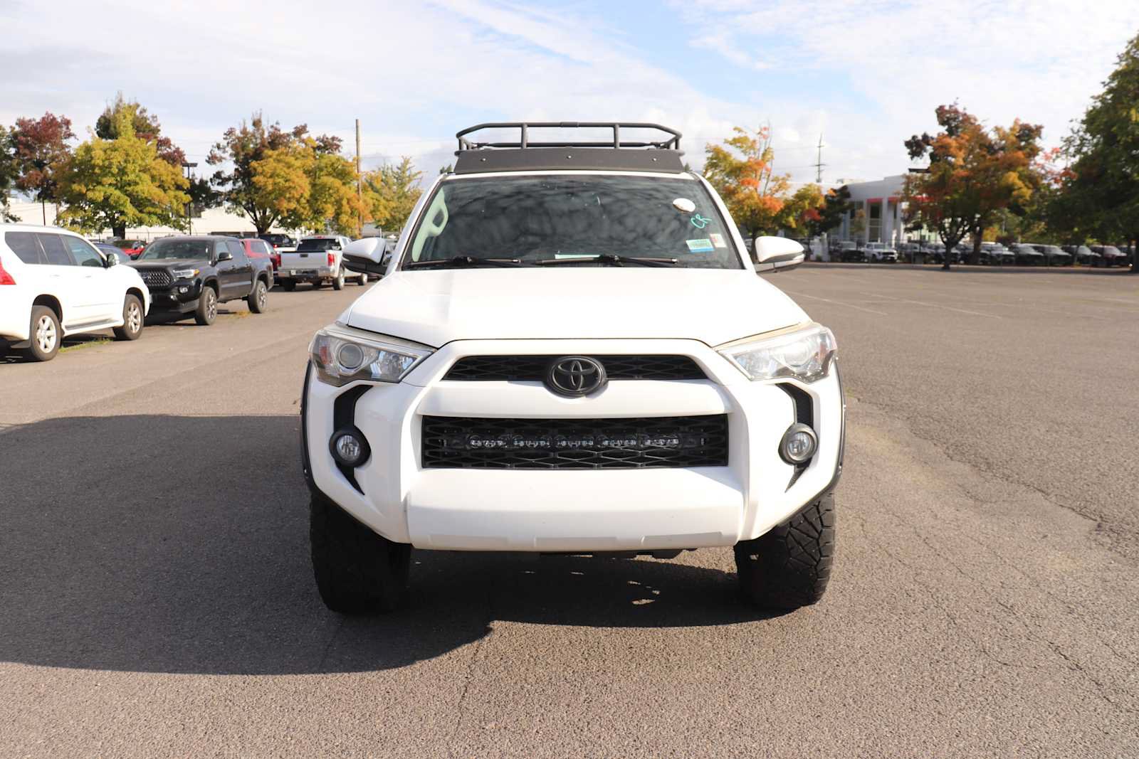 Used 2016 Toyota 4Runner SR5 Premium AWD/4WD image 2