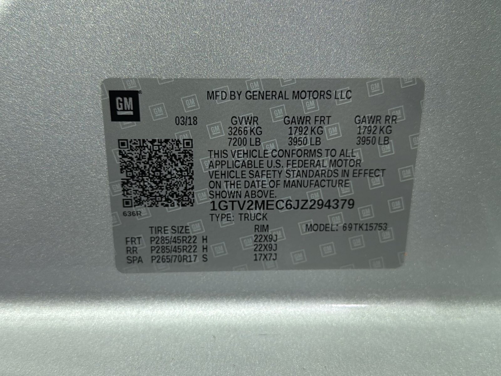 Used 2018 GMC Sierra 1500 SLE w/ Black Pack AWD/4WD image 38