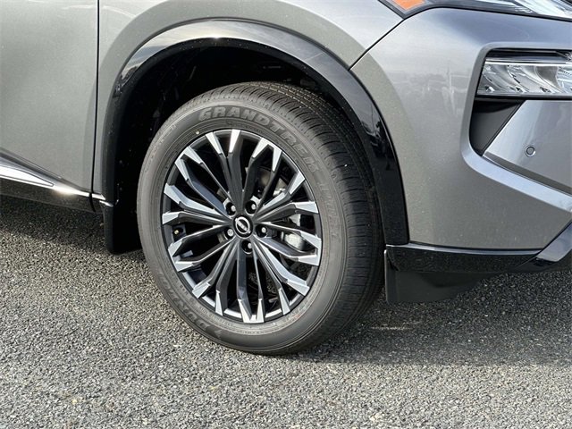 New 2026 Nissan Rogue Platinum image 7