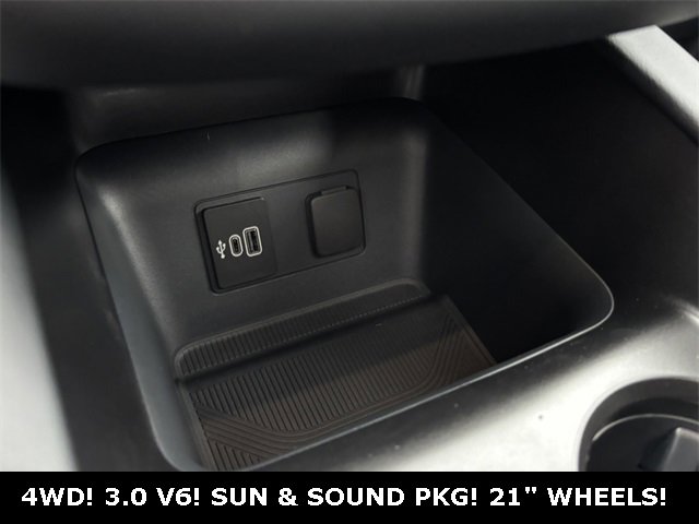 New 2026 Ford Explorer ST w/ Sun And Sound Package image 18