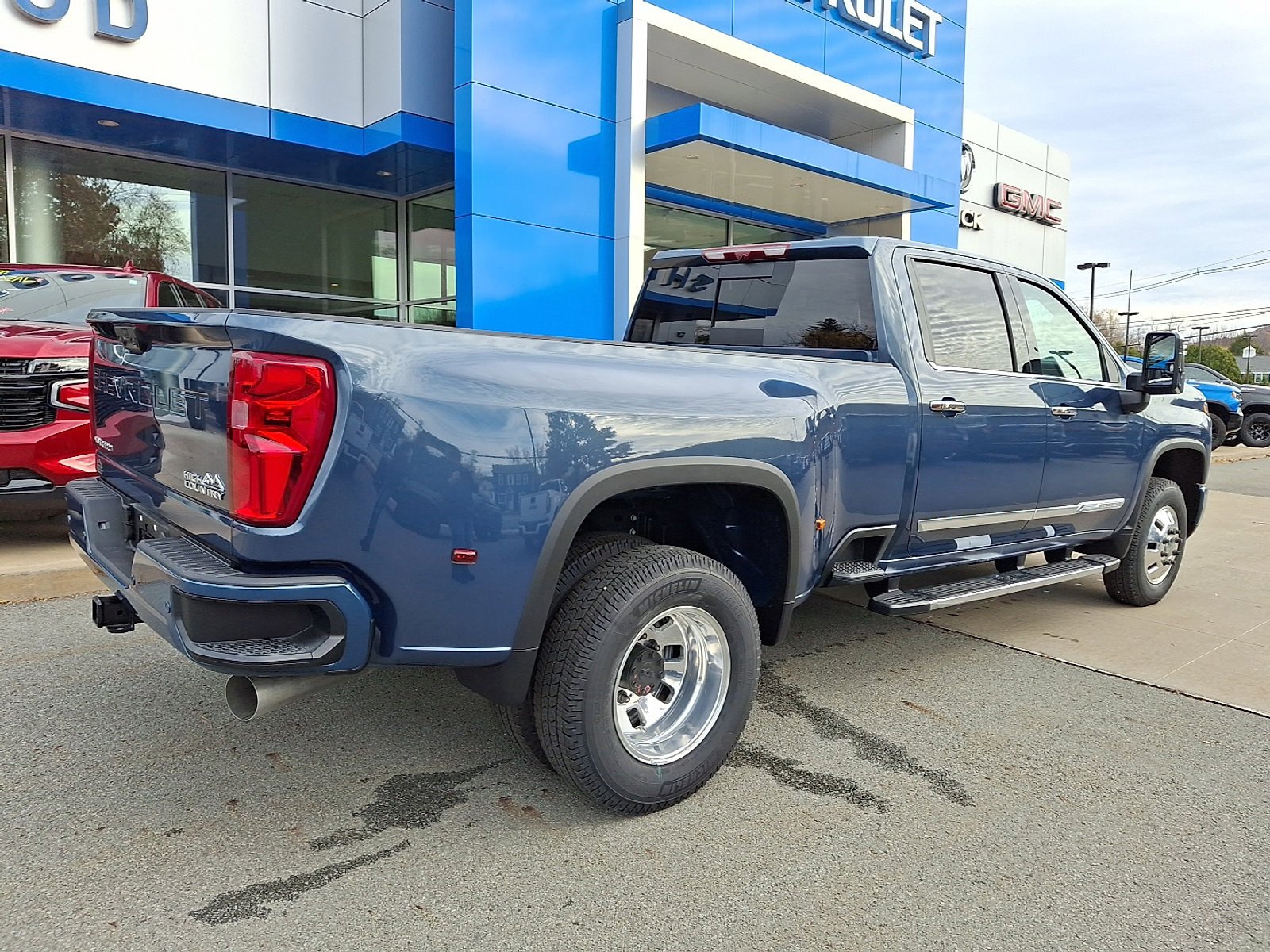 New 2026 Chevrolet Silverado 3500 High Country w/ High Country Premium Package image 6
