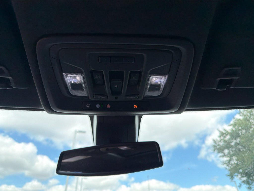 Used 2019 Chevrolet Silverado 1500 High Country AWD/4WD image 31