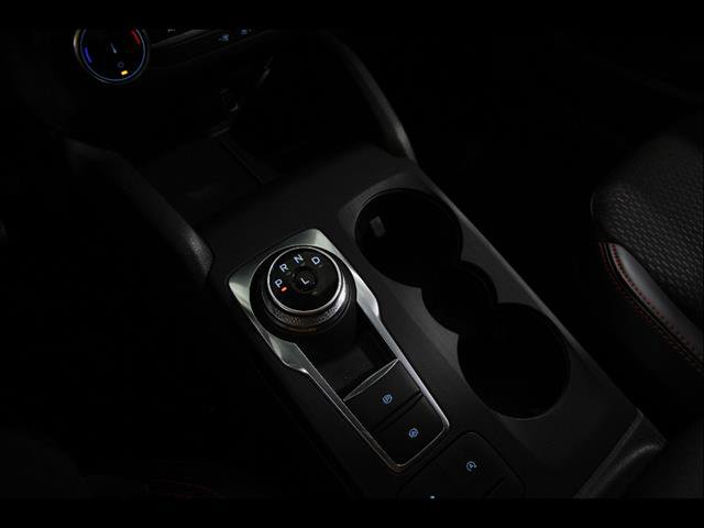 Certified 2025 Ford Escape ST-Line image 17