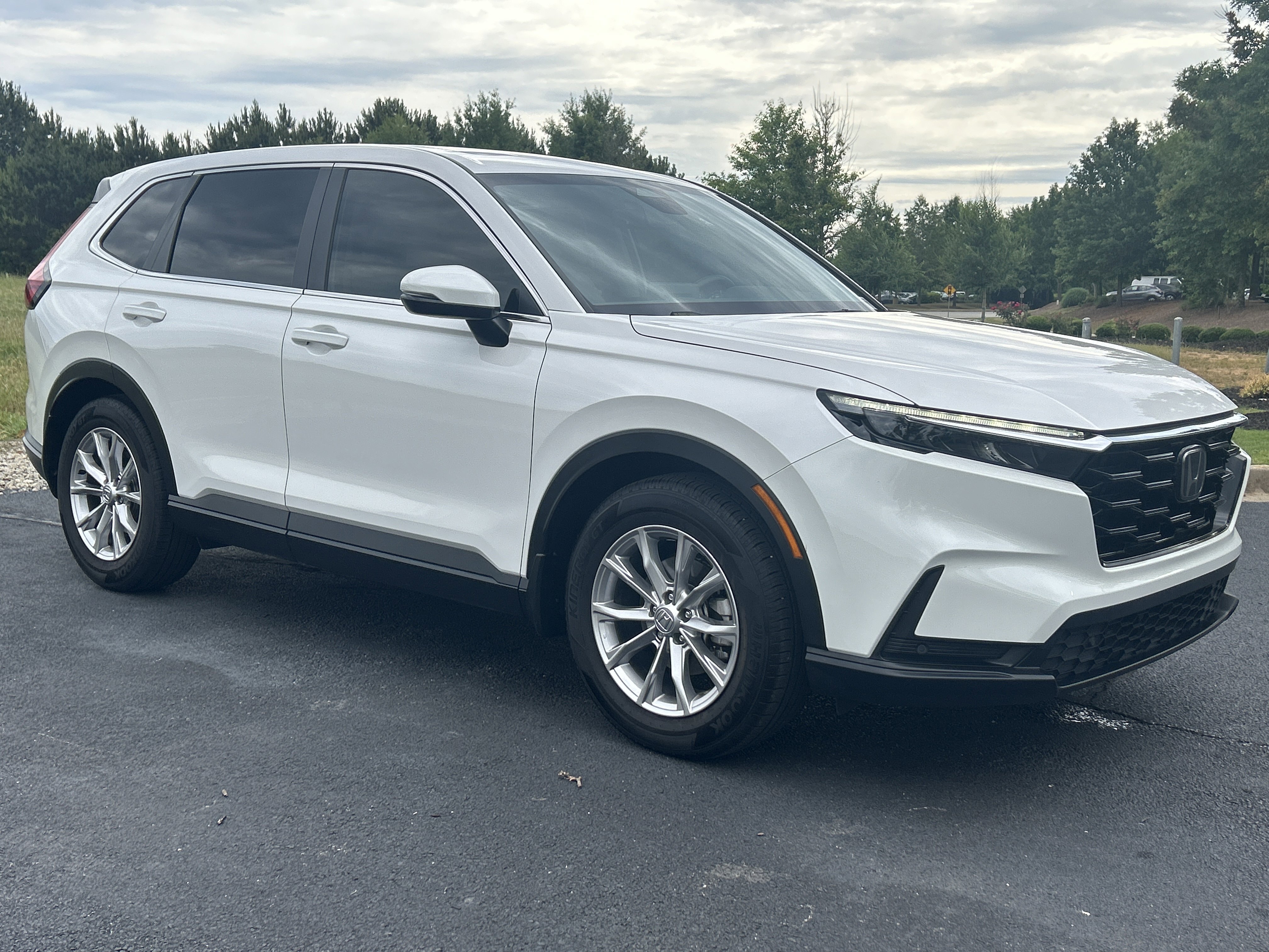 Certified 2025 Honda CR-V EX-L image 2