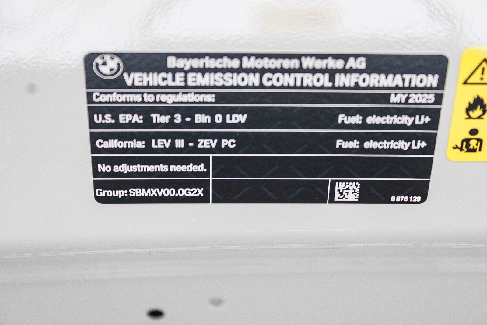 Certified 2025 BMW i4 xDrive40i w/ M Sport Package AWD/4WD image 28