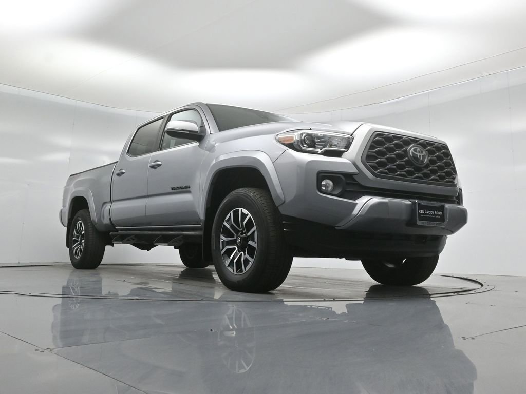 Used 2021 Toyota Tacoma TRD Sport w/ Technology Package AWD/4WD image 44