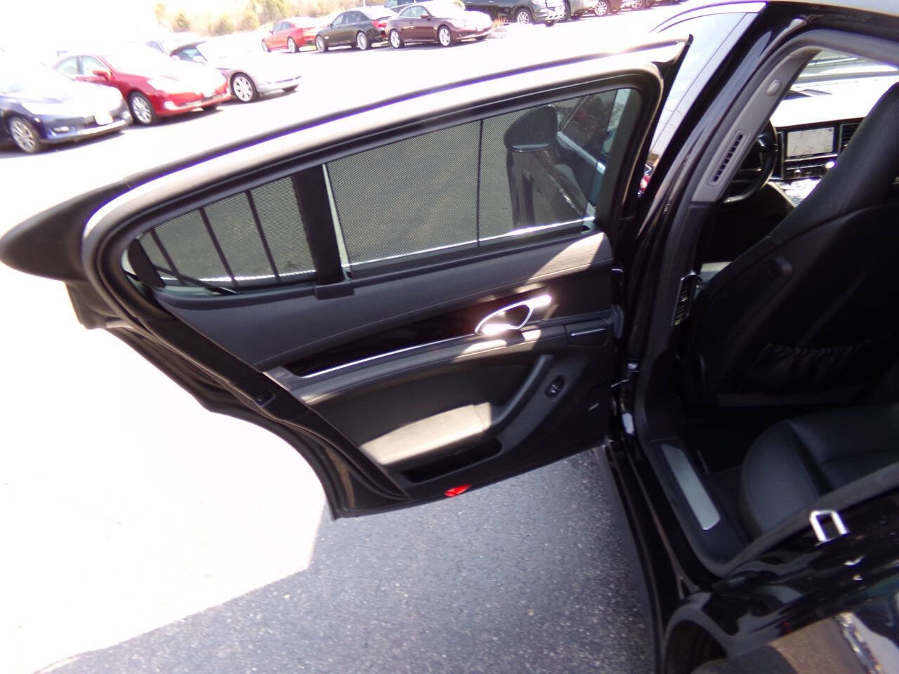 Used 2014 Porsche Panamera S image 20