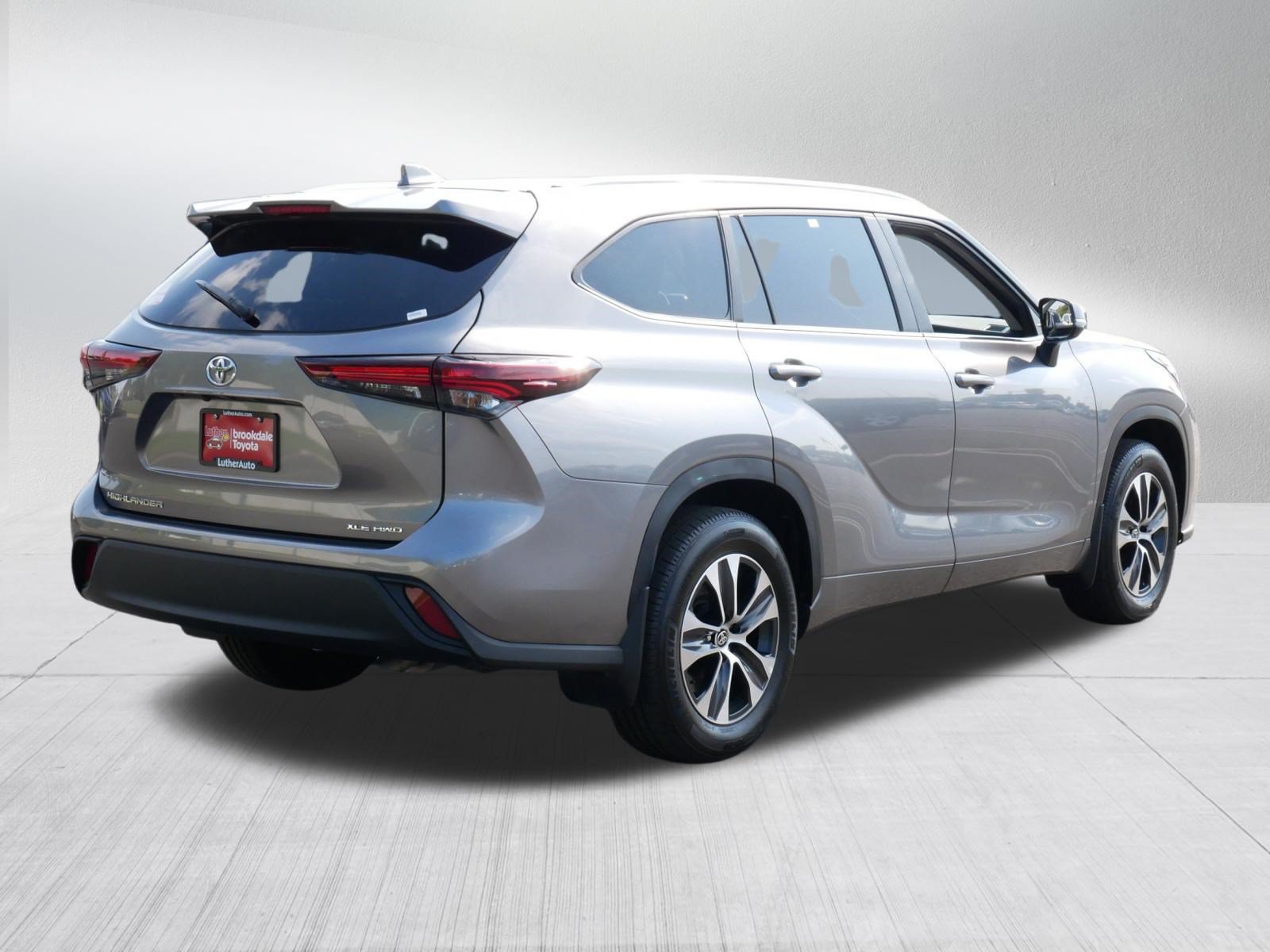 Certified 2026 Toyota Highlander XLE AWD/4WD image 7