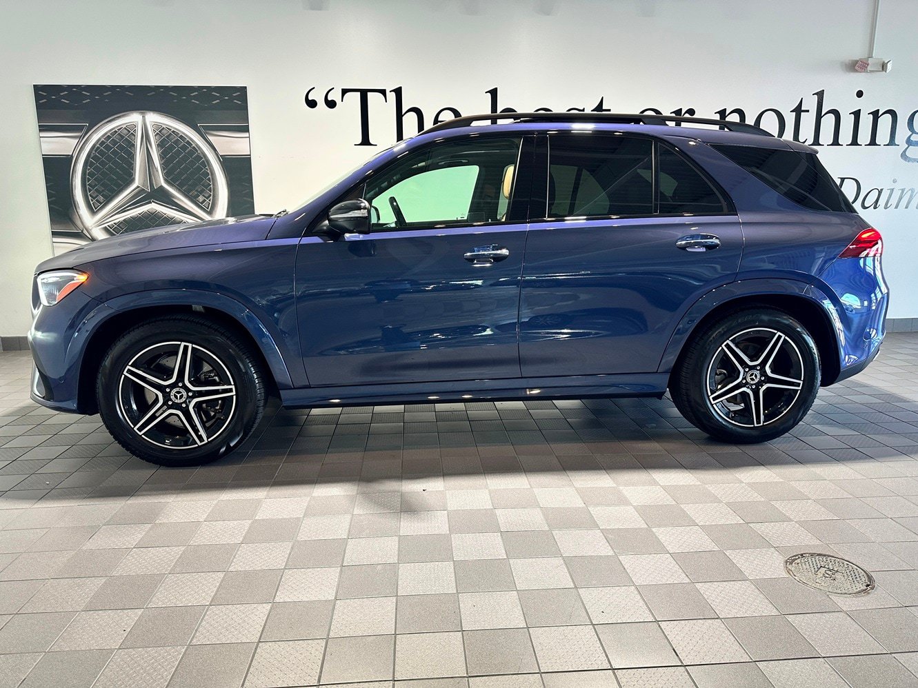 Certified 2024 Mercedes-Benz GLE 350 4MATIC image 7