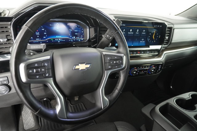 Used 2025 Chevrolet Silverado 1500 LT AWD/4WD image 27