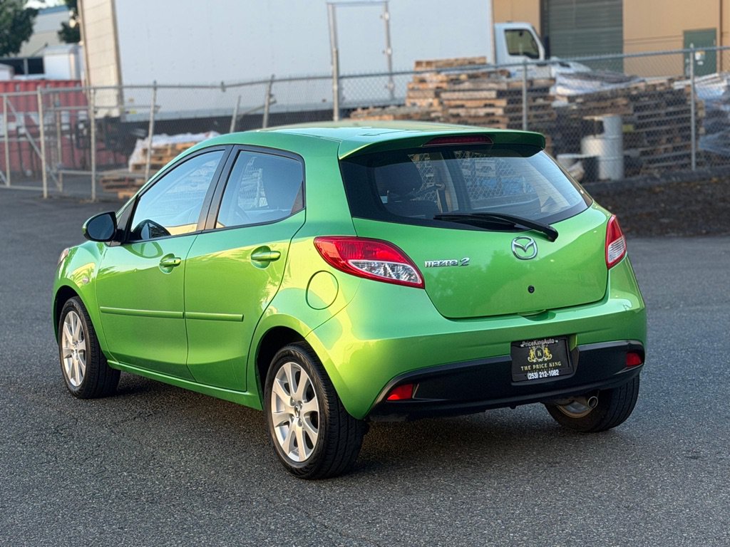Used 2013 MAZDA MAZDA2 Touring FWD image 3