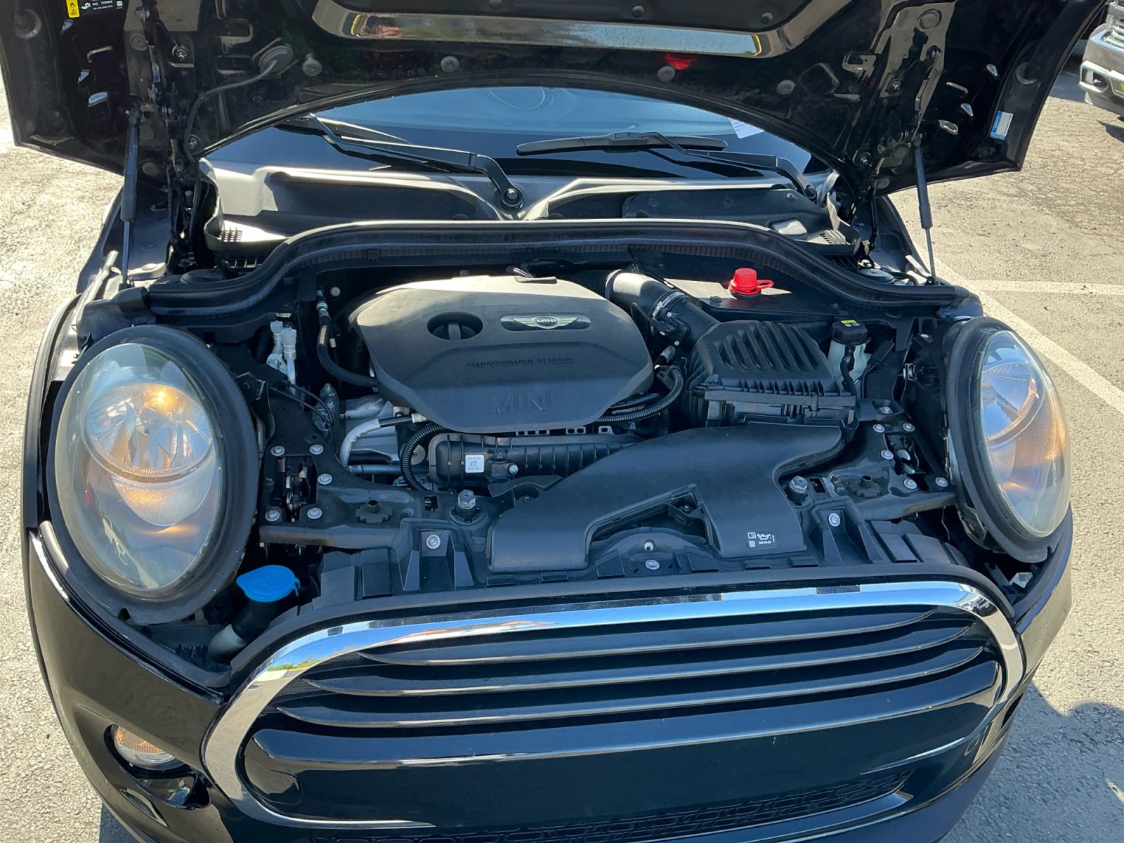 Used 2017 MINI Cooper 4-Door Hardtop FWD image 22