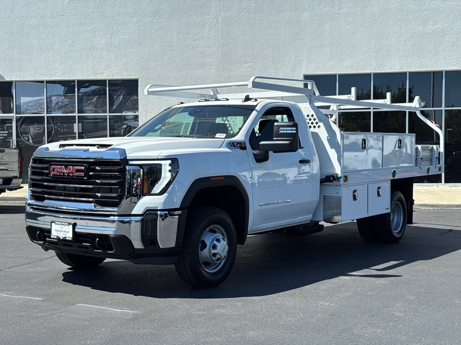 New 2025 GMC Sierra 3500 Pro w/ Fleet Convenience Package AWD/4WD image 5