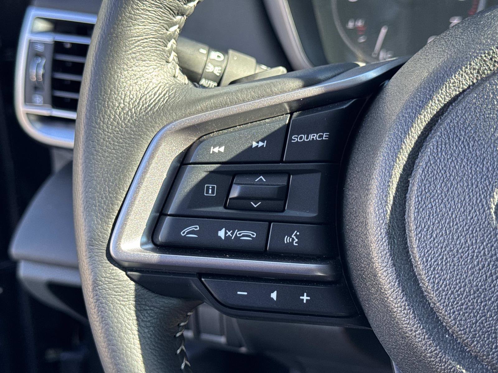 Certified 2025 Subaru Outback Limited XT image 19