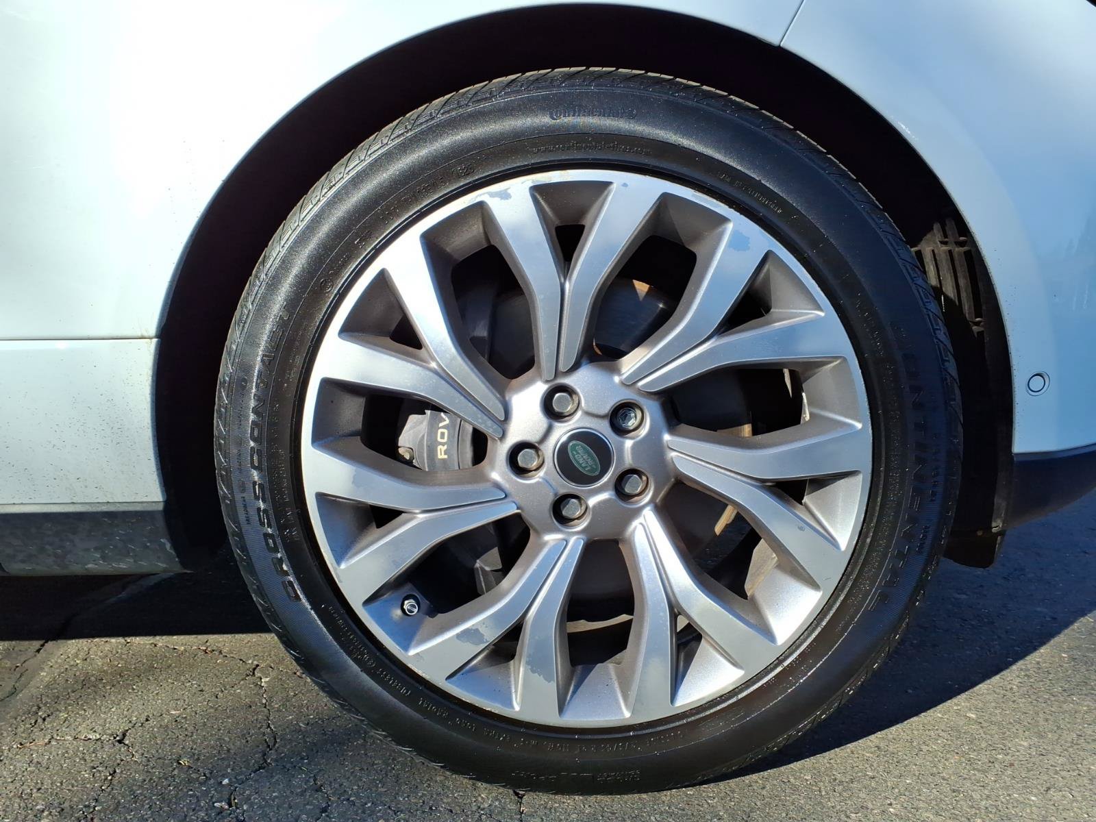 Used 2020 Land Rover Range Rover HSE AWD/4WD image 9