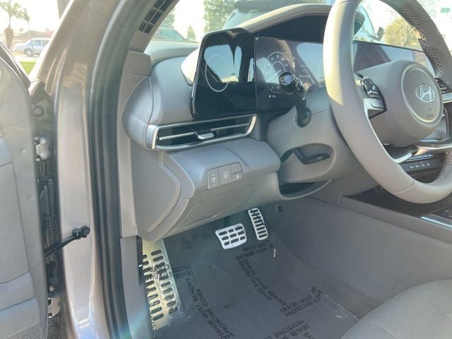 New 2026 Hyundai Elantra Sport w/ Cargo Package image 9