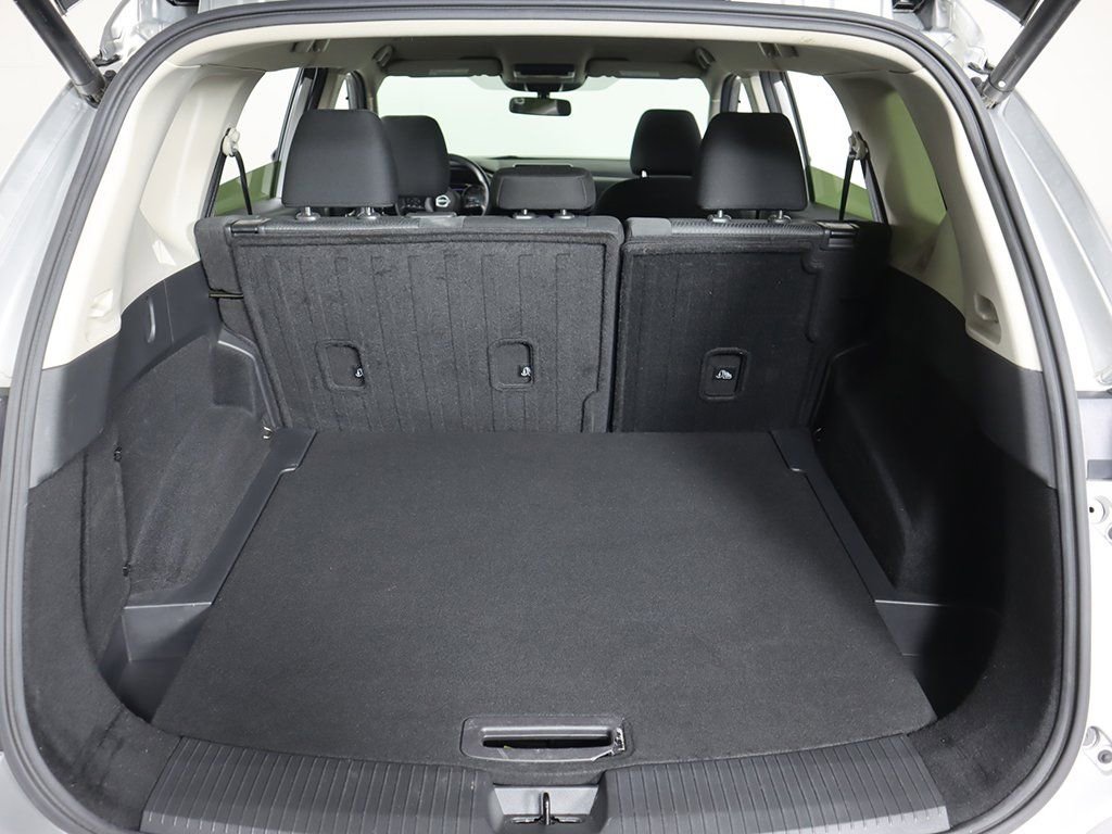 Used 2024 Nissan Rogue SV AWD/4WD image 17