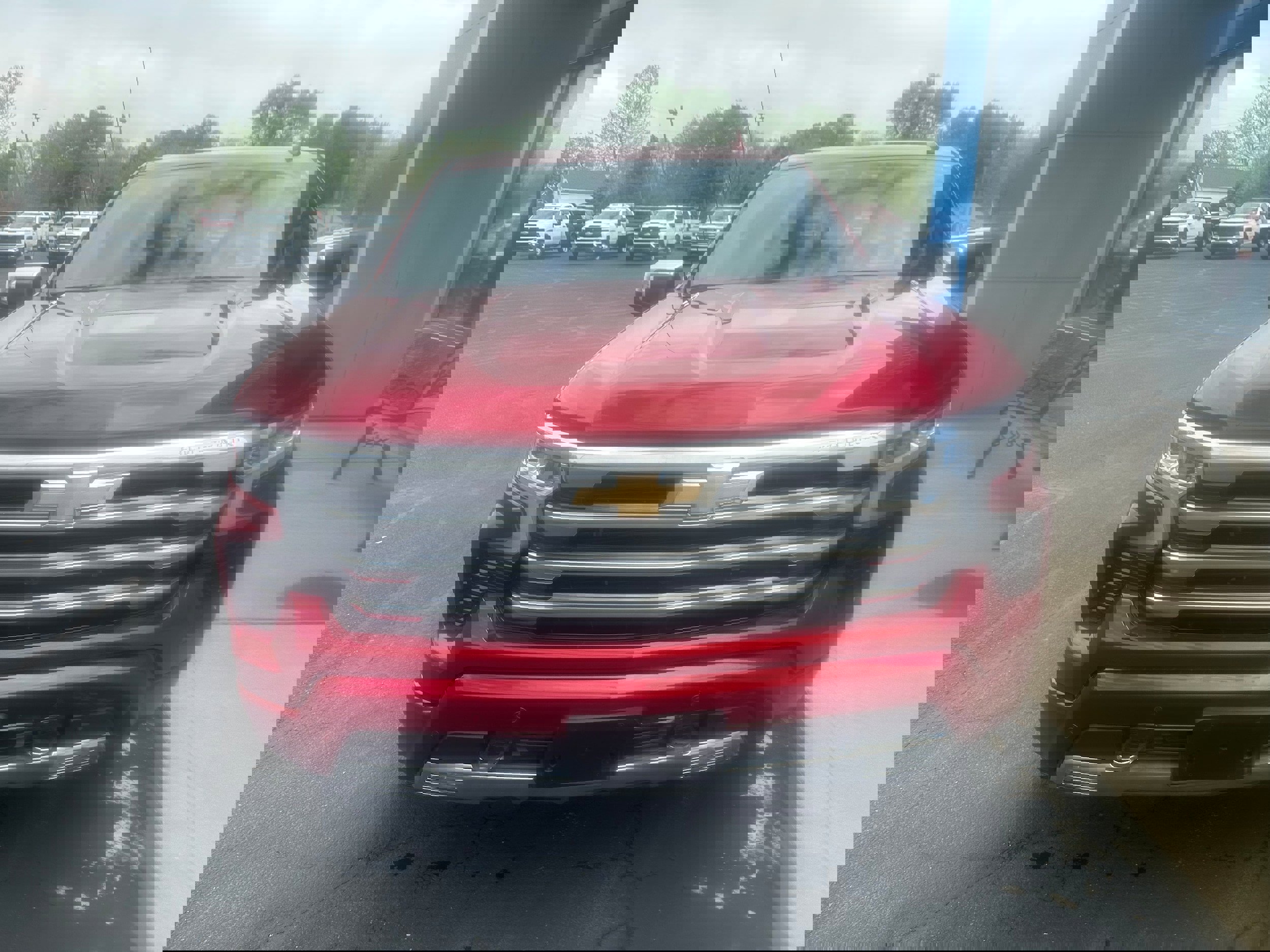 Used 2024 Chevrolet Silverado 1500 High Country w/ Technology Package image 12