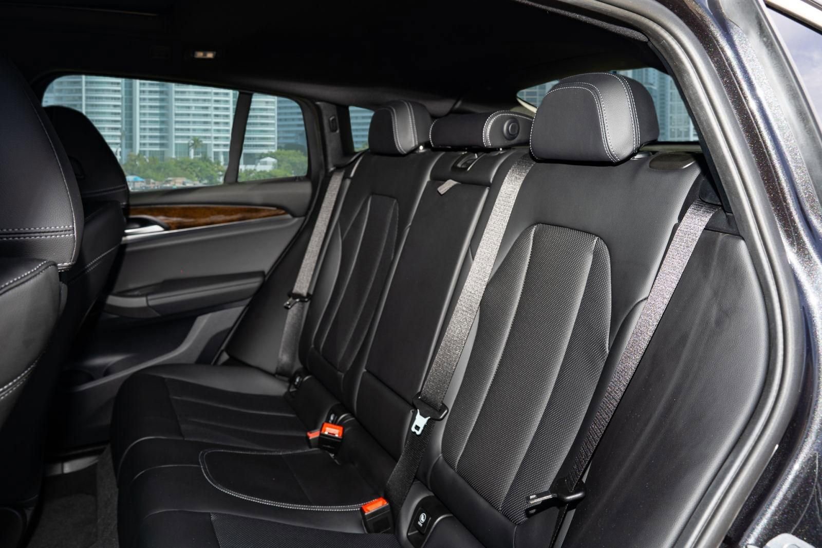 Used 2023 BMW X4 xDrive30i w/ Premium Package image 18