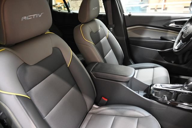 New 2026 Chevrolet Trax ACTIV w/ Driver Confidence Package FWD image 8