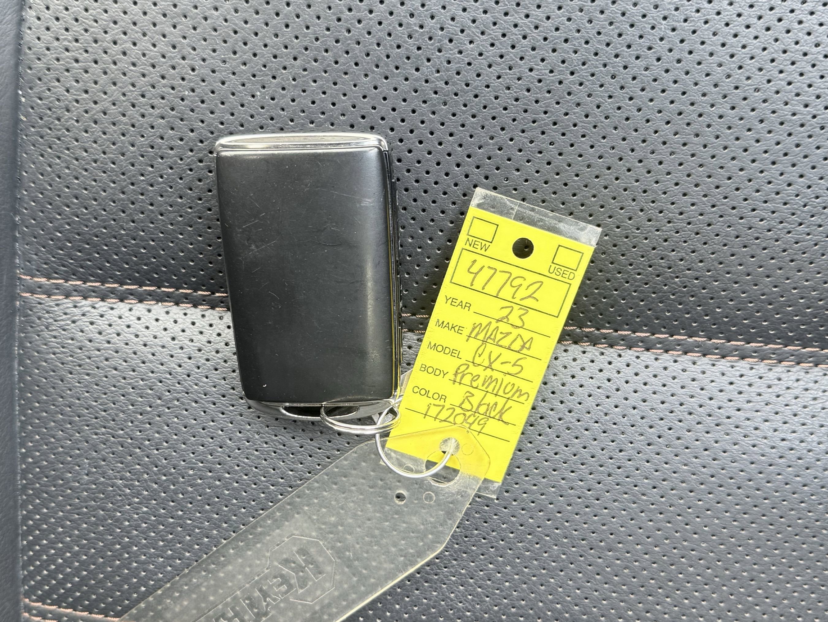 Used 2023 MAZDA CX-5 AWD 2.5 S w/ Premium Plus Pkg image 33