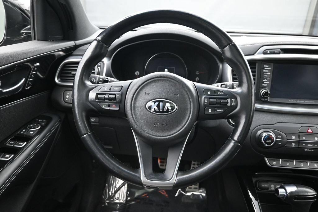 Used 2016 Kia Sorento SX w/ SXL Technology Package AWD/4WD image 13